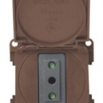 Presa bipolare marrone 14.663.01 CBE