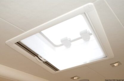 Oscurante con zanzariera Oceanair per Lewmar 60 ad incasso 19.805.60 OceanAir
