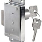 Serratura Yale 83x52 mm destra 38.132.00DX Osculati