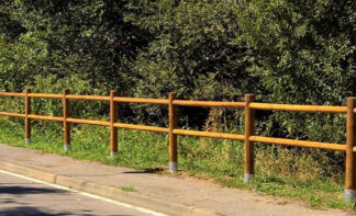 RECINZIONI RECINZIONE CON DUE FORI