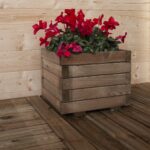 GRIGLIATI E FIORIERE FIORIERA TULIPANO CM 40x40X32,5 H.