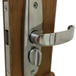 Serratura ad azionamento magnetico con blocco 38.130.02 Osculati