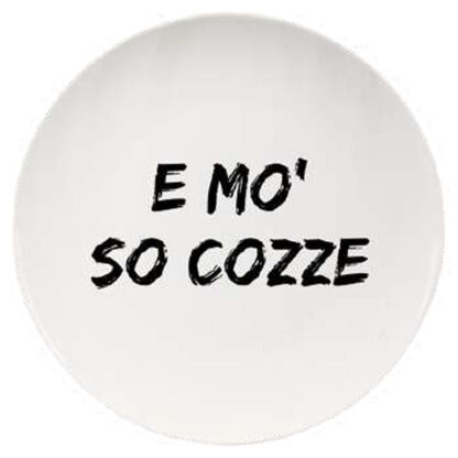 PIATTO CERAMICA PIANO MO' SO COZZE    cm 26,5 SOOR 3330008 PIATTI PORCELLANA            C SOOR