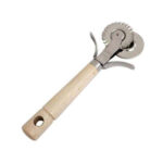 TAGLIAPASTA DOPPIA INOX                     CALDER 1715 TAGLIAPASTA                  C CALDER