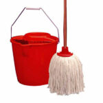 MOCIO COMPLETO TONDO                 Pz 4 MOPPERIA MOP SET ROT LAVAPAVIMENTI MOCIO          C LA MOPPERIA