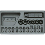 MODULI CON UTENSILI PER CARRELLI A TORRE Larghezza per profondità modulo mm 157,5x310.<br>Contenuto 19 pezzi escluso modulo:<br>1 pz. cadauno Art. 982 GA da mm 10-13-14-17-19<br>1 pz. cadauno Art. 983 GB da mm 7-8-9-12<br>1 pz. cadauno Art. 983 GD Gr 1-2-3-4<br>1 pz. cadauno Art. 983 GM da mm 5-6-8-10<br>1 pz. Art. 984 GF-5<br>1 pz. Art. 1986 GP. moduls with tools for tower-trolleys 1000G 26