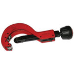 TAGLIATUBI PER MATERIE PLASTICHE Con 1 rotella sottile in acciaio, 4 rulli e sbavatore a coltello. plastic material pipe cutters 1053GM