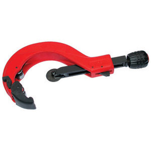 TAGLIATUBI PER MATERIE PLASTICHE Con 1 rotella sottile in acciaio e 2 rulli. plastic material pipe cutters 1053GR