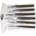 PINZETTE DI PRECISIONE PER ELETTRONICA INOSSIDABILI ANTIMAGNETICHE Contenuto di 6 pezzi.<br>Composizione:<br>1 pinzetta Art. 130 A<br>1 pinzetta Art. 130 C<br>1 pinzetta Art. 130 D<br>1 pinzetta Art. 130 E<br>1 pinzetta Art. 130 L<br>1 pinzetta Art. 130 P. inox tweezers for electronics 131A