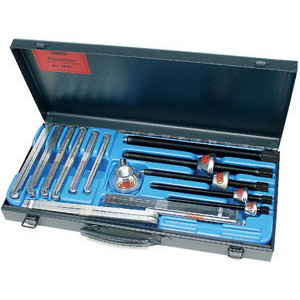 ESTRATTORI PER CUSCINETTI A SFERE IN ASSORTIMENTO Composto da: estrattori 1417 G x Gr. 1 e 2, bracci 1417 GB x Gr. 11-12-13-14 e 1 leva di forza. extractors sets 1417GS 1