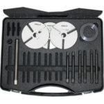 ESTRATTORI PER CUSCINETTI A SFERE IN ASSORTIMENTO Contenuto:<br>1 vite filettata M14, lunghezza mm 180, con adattatore<br>3 flange con cave <br>3 anelli di sostegno (necessari per cuscinetti ISO 6407-6310-6311)<br>1 sr. di 4 bracci gr 50, lunghezza mm 140 per cuscinetti ISO:<br>6011-6012-6206-6207<br>1 sr. di 4 bracci gr 60, lunghezza mm 145 per cuscinetti ISO:<br>6305-6403-6306-6307-6208-6209-6210-6211-6407<br>1 sr. di 4 bracci gr 70, lunghezza mm 150 per cuscinetti ISO:<br>6404-6405-6406-6308-6309-6212-6310-6311<br>In valigetta di robusto materiale sintetico. extractors sets 1419GB