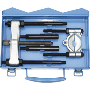 ESTRATTORI CON SEPARATORI IN ASSORTIMENTO Composizione:<br>1 Separatore Art. 1440 B x Gr. 0<br>1 Estrattore Art. 1440 BE x Gr. 0<br>2 Prolunghe Art. 1440 BT x Gr. 1 puller sets with separators 1441B 1