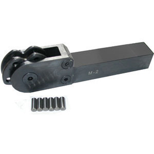 PORTAGODRONI PER GODRONI A DEFORMAZIONE A 6 godroni per ottenere godronature RAA, RGE a 30° a 45°. Lunghezza mm 178.<br>Sezione mm 25x25. knurling tools holders 1592GT