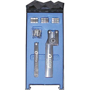 PORTAGODRONI E GODRONI A DEFORMAZIONE IN ASSORTIMENTO Contenuto:<br>1 pz. Art. 1592 GR <br>1 pz. Art. 1592 GS<br>1 pz. cadauno Art. 1592 GA 0,8 - 1,2 - 1,6 <br>1 pz. cadauno Art. 1592 GB 0,8 - 1,2 - 1,6<br>1 pz. cadauno Art. 1592 GE 0,8 - 1,2 - 1,6<br>1 pz. perno di ricambio supplementare per Art. 1592 GR<br>2 pz. perni di ricambio supplementari per Art. 1592 GS<br>L'assortimento completo. knurling tools sets 1592GZ