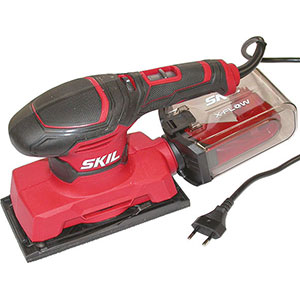 ELETTRO-LEVIGATRICI ORBITALI Levigatura a filo su 3 lati.  Con adattatore per collegamento ad un aspirapolvere. Fornite con 3 fogli abrasivi. electric orbital sanders 1702GA