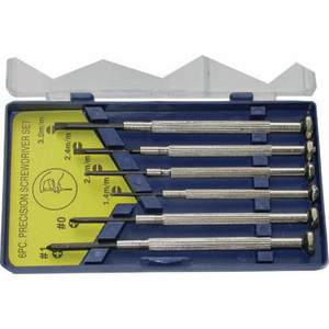 UTENSILI PER MECCANICA FINE Pezzi 6.<br>Fornibile nella seguente composizione:<br>2 pz. giraviti a croce Gr 0 - 1<br>4 pz. giraviti a lama diritta da mm 1,4 - 2 - 2,4 - 3.<br>In astuccio di plastica. precision tools sets 1903GC