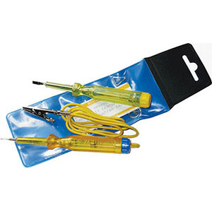 COMBINAZIONE GIRAVITI PROVA LUCI E CANDELE AUTO Composizione:<br>1 giravite per candele auto<br>1 giravite prova luci con morsetto per tensioni da 6 a 24 Volt. car light tester 1906GS