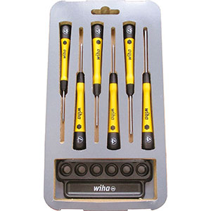 GIRAVITI PER ELETTRONICA LINEA ESD DISSIPATIVA Assortimenti di 6 pz.<br>Composizione:<br>1 pz. x tipo Art. 1916 GC x 5 - 6 - 7 - 8 - 10 - 15<br>Su supporto in plastica. ESD screwdrivers dissipative line 1916GT