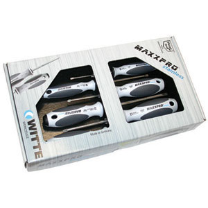 GIRAVITI INOX LINEA MAXXPRO IN ASSORTIMENTO Composizione di 6 pezzi:<br>1 Giravite punta piana Art. 1932 GZAx75<br>1 Giravite punta piana Art. 1932 GZAx100 <br>1 Giravite punta piana Art. 1932 GZAx125<br>1 Giravite punta piana Art. 1932 GZAx150<br>1 Giravite punta a croce PZD Art. 1932 GZFx1<br>1 Giravite punta a croce PZD Art. 1932 GZFx2<br>In scatola di cartone.<br>L'assortimento inox screwdrivers' line "MAXXPRO" sets 1949GL