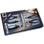 GIRAVITI LINEA PROTOP II IMPACT IN ASSORTIMENTO Composizione di 6 pezzi:<br>1 giravite punta piana Art. 1936 GLx90<br>1 giravite punta piana Art. 1936 GLx100<br>1 giravite punta piana Art. 1936 GLx125<br>1 giravite punta piana Art. 1936 GLx150<br>1 giravite punta a croce PZ Art. 1936 GPx1<br>1 giravite punta a croce PZ Art. 1936 GPx2<br>In scatola di cartone<br>L'assortimento screwdrivers' line "PROTOP II IMPACT" sets 1951GF