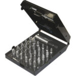 BITS ATTACCO 1/4" DIN 3126 IN ASSORTIMENTO Composizione di 31 pezzi:<br>3 bits a croce Phillips Art. 1991GBx1<br>9 bits a croce Phillips Art. 1991GBx2<br>3 bits a croce Phillips Art. 1991GBx3<br>3 bits a croce Pozidriv Art. 1991GCx1<br>9 bits a croce Pozidriv Art. 1991GCx2<br>3 bits a croce Pozidriv Art. 1991GCx3<br>1 attacco magnetico universale Art. 1995 GA<br>L'assortimento completo. bits sets 2016GB