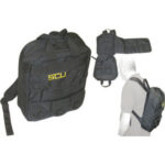 ZAINI PORTAUTENSILI Corredato di grande vano centrale, con chiusura lampo e possibilita' di applicare un lucchetto. Con diversi vani e alloggiamenti interni per utensili e documenti. 6 tasche anteriori di varie dimensioni per utensili e oggetti di piccole dimensioni (cellulare, penne ecc). Cinghie a spalla regolabili, imbottite e maniglia di trasporto. Peso Kg 1,3.<br>Dimensioni mm 320x120x400h. tool rucksacks 2071ZV