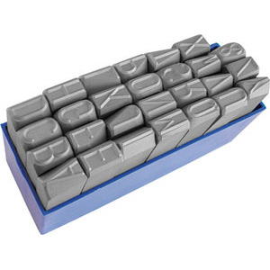 PUNZONI IN ACCIAIO IN SERIE Lettere: 27 pezzi da A a Z. marking punch sets 3035G