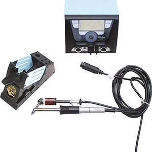 STAZIONI DISSALDANTI DIGITALI Dimensioni trasformatore c.ca mm 170x151x130h. digital desoldering stations 3268SA