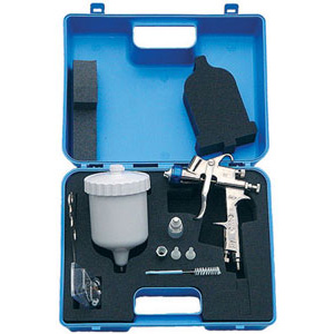 PISTOLE PER VERNICIARE Foro ugello mm 1,3. paint spray guns 3442GP