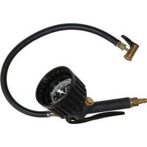 PISTOLE DI GONFIAGGIO Per pressioni da 0-25 bar (Atm). Suddivisione 1/5. Adatto anche per gonfiaggi con AZOTO.<br>Tubo di gomma con testina gonfiaggio con leva a 90°. <br>Attacco ad innesto rapido per rubinetti (Art. 3480 GA-B-C/3480 GP-R-S). hand tyre inflator and pressure gauges 3458GA 1