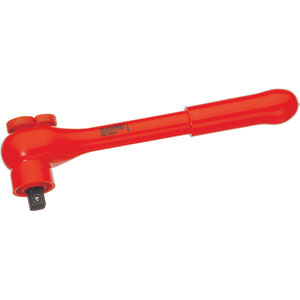 UTENSILI ISOLATI SECONDO LE NORME VDE In acciaio CROMO-VANADIO con pulsanti per rotazione destra e sinistra.<br>Dentatura fine e robusta. Attacco quadro da 1/2" con dispositivo di fermo per le bussole. insulated and officially controlled tools under voltage-VDE 353GL