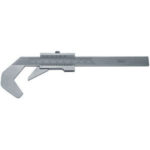 CALIBRI A TRE-CINQUE CONTATTI Indicati per la misurazione di utensili a 5 taglienti. Apertura utile mm 2 a 40.<br>Con 5 contatti. 3-5 point vernier calipers 3748T