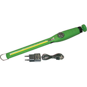 LAMPADE A LED RICARICABILI Lunghezza mm 375, con gancio in metallo e forte magnete nella base. A batteria ricaricabile al litio (Li-ion) con caricabatteria a 100/240 V, in dotazione. Ingresso carica USB. Con interruttore a rotella per regolare la luminosità e indicatore livello di carica batteria. POTENTISSIMA luce laterale a LED COB ultra chiari, con potenza pari a 15 W. Autonomia: a piena luce 2,5 ore circa/ a mezza luce 12 ore circa di uso continuo. led rechargeable cordless lights 4471PL