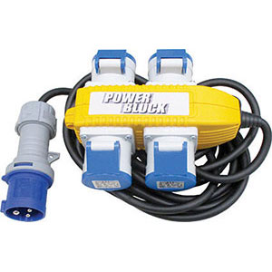 SPINE E PRESE INDUSTRIALI 4 prese con coperchietti di protezione e spina secondo le norme CEE a 3 poli (2 fasi 230 V + terra) 16A. Con gancio girevole. industrial plugs and outlets 4474GS