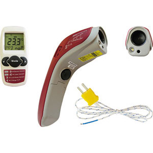 TERMOMETRI DIGITALI A RAGGI INFRAROSSI E LASER Alimentazione: 2 batterie alcaline da 1,5 V tipo AAA (Art. 3600 C), in dotazione. <br>Rapporto distanza/ Ø superficie (D:S) = a 12:1 (Es. distanza mm 1200/Ø superficie mm 100).<br>Capacità di misurazione SENZA CONTATTO: da -60°C a + 500°C/ -76 F a + 932 F.<br>Capacità di misurazione con SONDE ATTACCO K: da -64°C a + 1400°C/ -82,3 F a + 1999 F.<br>Risoluzione: 0,1°C/ 1 F. <br>Precisione con infrarossi: ± 2°C o ± 2 % sul valore piu' alto.<br>Precisione con sonde K: ± 1°C o ± 1 % sul valore piu' alto.<br>Peso g 222.<br>Con 1 sonda attacco K, per temperature da -50°C a +200°C. infrared and laser digital thermometers 4476FE