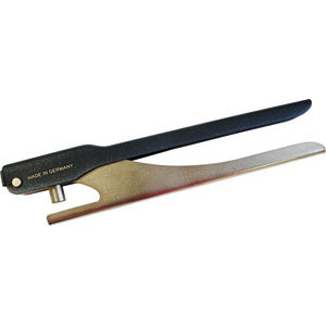 PINZE PER OCCHIELLI Fornita senza punzoni, matrici e occhielli. eyelet pliers 455GA