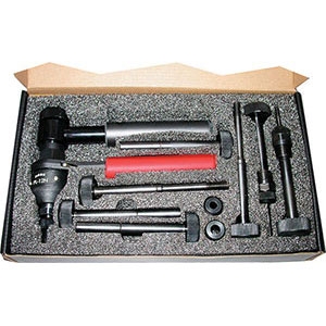 RIVETTATRICI A CRICCO PER INSERTI FILETTATI Con cinque tiranti completi di perni e ghiere filettate per inserti filettati in alluminio, acciaio e acciaio INOX Ø M 5-6-8-10-12 e tre tiranti con fori filettati per inserti filettati maschi in acciaio Ø M 5-6-8. ratched-riveters for threaded rivets 514FL