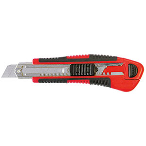 COLTELLI UNIVERSALI CON LAME A SETTORI Tipo industriale. Lama di elevata qualità in acciaio per tagli particolarmente precisi e stabili, con movimento/blocco a pulsante ad avanzamento dolce e progressivo. Con guide supplementari in metallo e impugnatura zigrinata in materiale bicomponente rigido e morbido, per una presa ottimale. Provvisto di 5 lame a settori, accessorio per aggancio alla cintura e accessorio spezza-settori. universal knives 5233T