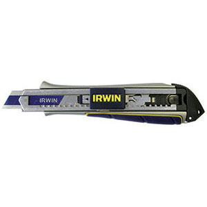 COLTELLI UNIVERSALI CON LAME A SETTORI Tipo industriale per lavori particolarmente gravosi e per una durata superiore. Lama con movimento a pulsante e bloccaggio a vite. Con guide supplementari in acciaio ad elevato spessore per tagli precisi e molto stabili.<br>Corpo in fusione di alluminio e impugnatura in morbido materiale a forte presa. Vano per stivare 3 lame di ricambio. Fornito con 1 lama a settori, BI-METALLICA a lunga durata e ad elevata flessibilità. universal knives 5233TE