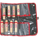 SGORBIE PER INTAGLIO IN SERIE N. pezzi 8.<br>Composto da sgorbie Art. 5234 G manicate. <br>Forma/larghezza taglio: 1/10 - 2/12 - 5/14 - 8/6 - 10/4 - 11/2 - 11/8 - 39/6. sculptor's gouges sets 5234GL