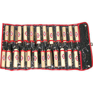 SGORBIE PER INTAGLIO IN SERIE N. pezzi 24.<br>Composto da sgorbie Art. 5234 G manicate. <br>Forma/larghezza taglio: 1/4 - 1/6 - 1/10 - 1/16 - 1/20 - 2/18- 3/6 - 3/14- 5/4 - 5/8 - 5/14 - 5/20 - 7/2 - 7/6 - 7/12 - 7/18 - 8/4 - 8/10 - 8/16 - 11/2 - 11/4 - 11/8 - 39/4 - 39/8. sculptor's gouges sets 5234GT