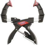 PINZE CON MOLLA PER BLOCCAGGIO Bracci in acciaio estendibili fino a mm 150. Profondità utile mm 60. Lunghezza totale mm 200. clamping pincers 5240GH