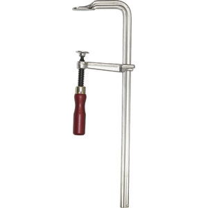 SERRAGIUNTI UNIVERSALI IN ACCIAIO Completamente zincati e viti di serraggio brunite.<br>Con impugnatura legno. universal steeI bar clamps 5245G 1000