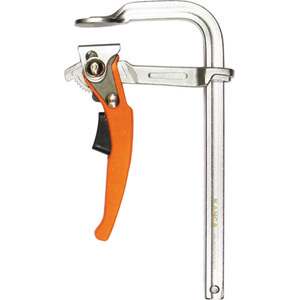 SERRAGIUNTI A BLOCCAGGIO RAPIDO In acciaio forgiato e temprato, con asta profilata.<br>Massima tenuta anche in presenza di vibrazioni. lever clamps 5245GSE 1000