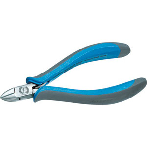 TRONCHESI PER ELETTRONICA E MECCANICA FINE Tipo per taglio laterale di fili duri in acciaio fino a diametro mm 0,4, fili dolci in acciaio fino a diametro mm 1 e fili di rame fino a diametro mm 1,2.<br>Taglienti con mini-smusso. electronic and fine mechanics cutters 557G