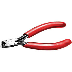 TRONCHESI PER ELETTRONICA E MECCANICA FINE Tipo per taglio frontale, testa inclinata, per fili dolci fino a Ø mm 1,4.<br>Taglienti con mini-smusso. electronic and fine mechanics cutters 560D