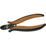 TRONCHESI LATERALI Tipo per taglio laterale inclinato per fili di rame fino a Ø mm 2,59, fili di mat. ferroso fino a Ø mm 2,05 e fili d'acciaio fino a Ø mm 0,7.<br>Taglienti con smusso. diagonal cutters 568T