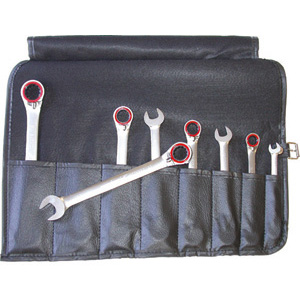 CHIAVI FISSE E A CRICCHETTO COMBINATE IN SERIE Confezione in borsa arrotolabile Art. 2076 GB.<br>Serie di 8 chiavi Art. 879 GE da mm  8-10-12-13-14-15-17-19. combination open and ratchet-ring spanners sets 879GEL