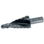 FRESE ELICOIDALI A GRADINO PER LAMIERE In acciaio SUPER-RAPIDO HSS con superficie nitrurata. Attacco cilindrico. countersink 8910GF