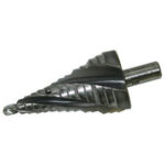 FRESE ELICOIDALI A GRADINO PER LAMIERE In acciaio SUPER-RAPIDO HSS con superficie nitrurata. Attacco cilindrico. Punta guida intercambiabile Ø mm 7. countersink 8910GR